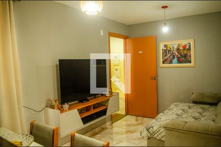 Apartamento à venda com 2 quartos, 50m² em Setor Parque Tremendão, Goiânia