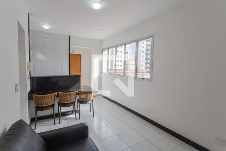 Sala de apartamento para alugar com 1 quarto, 40m² em Lourdes, Belo Horizonte