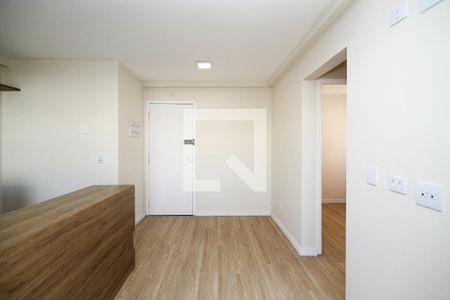 Sala de apartamento para alugar com 2 quartos, 43m² em Jardim da Gloria, Cotia