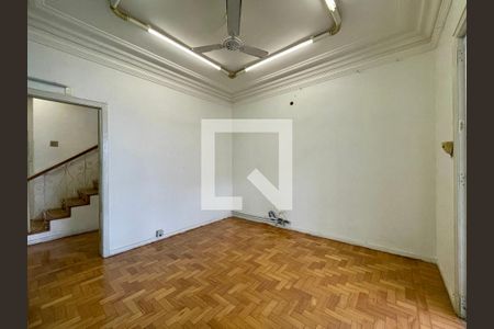 Casa para alugar com 6 quartos, 595m² em Barro Preto, Belo Horizonte