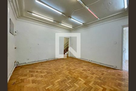 Casa para alugar com 6 quartos, 595m² em Barro Preto, Belo Horizonte