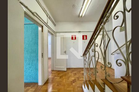 Casa para alugar com 6 quartos, 595m² em Barro Preto, Belo Horizonte