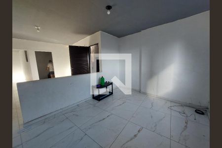 Sala de casa para alugar com 2 quartos, 59m² em Vila Ernesto, São Paulo