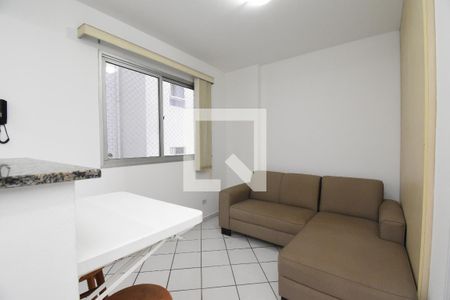 Sala/Cozinha de kitnet/studio para alugar com 1 quarto, 36m² em Centro, Curitiba
