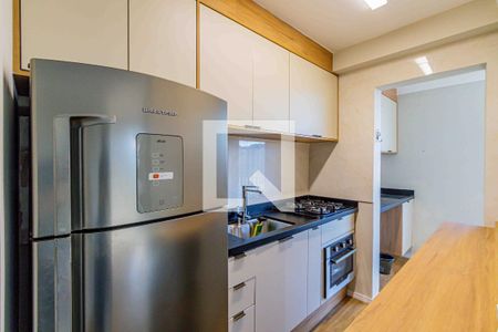 Cozinha de apartamento para alugar com 2 quartos, 44m² em Várzea da Barra Funda, São Paulo