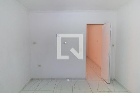 Quarto 1 de casa para alugar com 3 quartos, 120m² em Jardim Independência (são Paulo), São Paulo