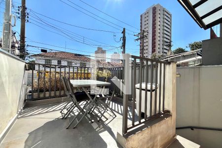 Área externa de casa à venda com 4 quartos, 160m² em Mirandópolis, São Paulo