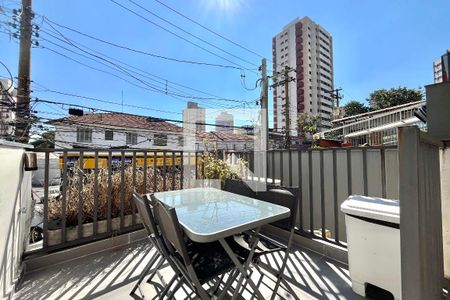 Área externa de casa à venda com 4 quartos, 160m² em Mirandópolis, São Paulo