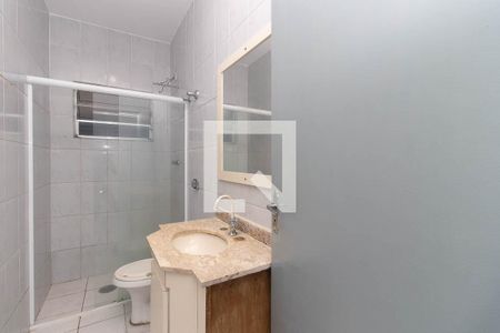 Banheiro de casa para alugar com 2 quartos, 60m² em Parque Edu Chaves, São Paulo