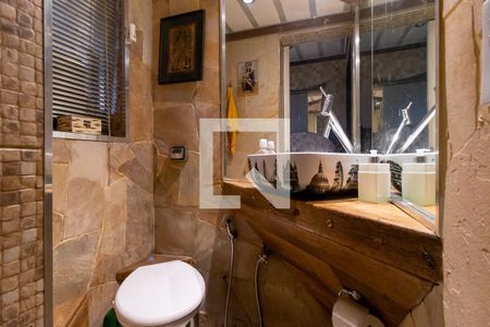 Lavabo de casa à venda com 4 quartos, 200m² em Capão Raso, Curitiba