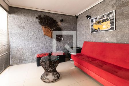 Sala  de casa à venda com 4 quartos, 200m² em Capão Raso, Curitiba