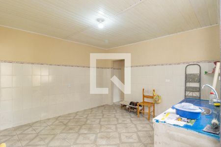 Cozinha de casa à venda com 2 quartos, 280m² em Vila Serralheiro, São Paulo