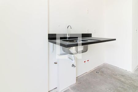 Cozinha de kitnet/studio à venda com 1 quarto, 27m² em Vila Romana, São Paulo