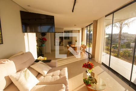 Casa à venda com 3 quartos, 790m² em Setor Habitacional Arniqueira, Brasília