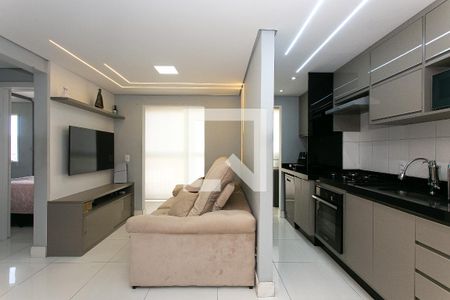 Sala de apartamento à venda com 2 quartos, 46m² em Vila Carmosina, São Paulo