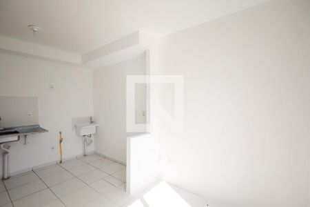 Sala de apartamento para alugar com 2 quartos, 39m² em Vila Marari, São Paulo