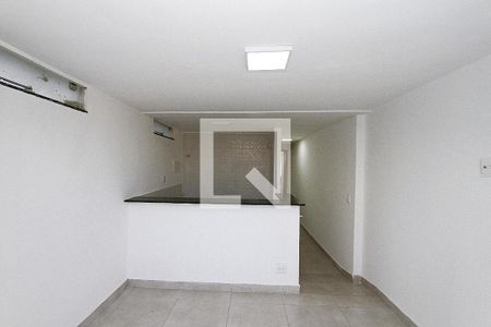 Sala de apartamento para alugar com 2 quartos, 41m² em Sagrada Família, Belo Horizonte