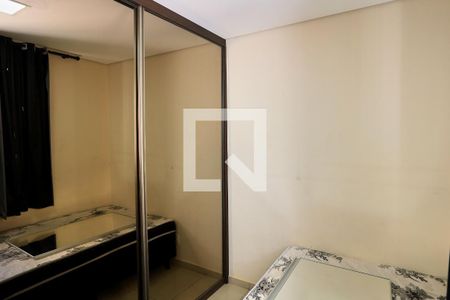 Quarto 1 de apartamento para alugar com 2 quartos, 50m² em Taquaril, Belo Horizonte