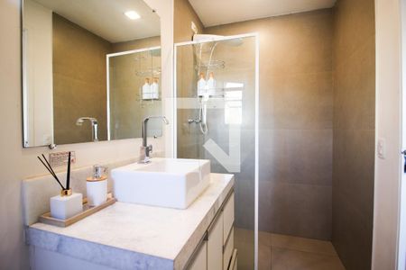 Banheiro de apartamento à venda com 1 quarto, 35m² em Chácara Itaim, São Paulo