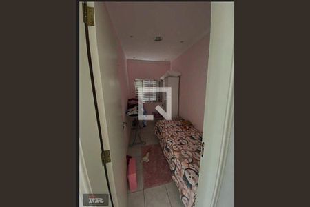 Casa à venda com 6 quartos, 125m² em Vila Carmosina, São Paulo