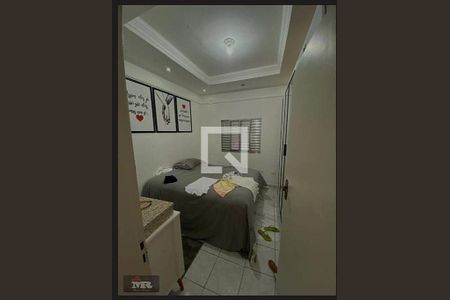 Casa à venda com 6 quartos, 125m² em Vila Carmosina, São Paulo