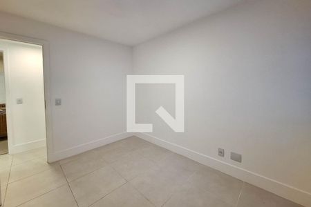 Quarto 1 de apartamento para alugar com 3 quartos, 120m² em Charitas, Niterói