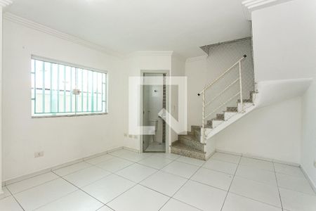 Sala de casa de condomínio para alugar com 2 quartos, 67m² em Chácara Seis de Outubro, São Paulo
