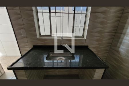 Sala/Cozinha de kitnet/studio para alugar com 1 quarto, 42m² em Jardim Aracare, Itaquaquecetuba