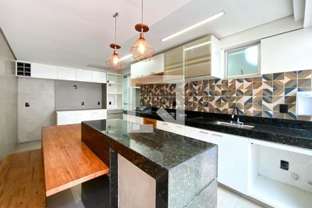 Cozinha de apartamento à venda com 3 quartos, 153m² em Havaí, Belo Horizonte