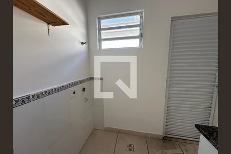 Kitnet de casa para alugar com 1 quarto, 25m² em Parque Sao Vicente, São Vicente