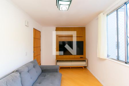 Sala de apartamento para alugar com 2 quartos, 56m² em Cidade Satelite Santa Barbara, São Paulo
