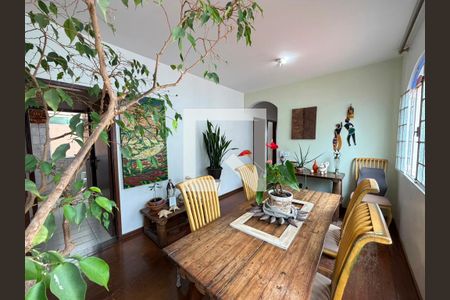 Sala de jantar de apartamento para alugar com 3 quartos, 89m² em Sagrada Família, Belo Horizonte