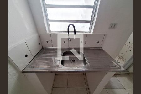 Cozinha de casa para alugar com 1 quarto, 50m² em Vila Amalia (zona Norte), São Paulo