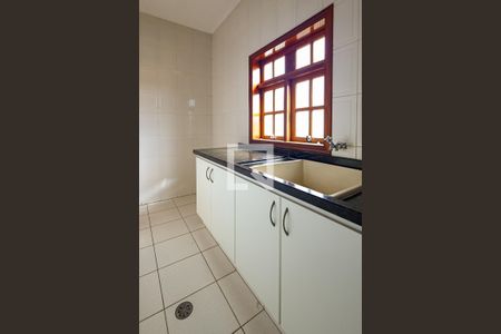 Lavanderia de casa para alugar com 2 quartos, 130m² em Jardim Regina, Indaiatuba