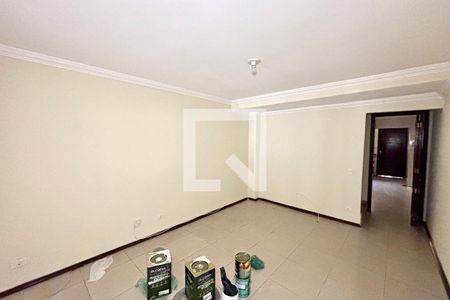 Sala de casa à venda com 2 quartos, 130m² em Vila Nhocuné, São Paulo