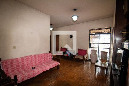 Sala  de casa à venda com 4 quartos, 195m² em Padre Eustáquio, Belo Horizonte