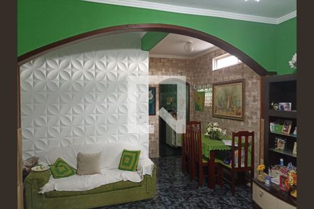Sala de casa para alugar com 4 quartos, 220m² em Boaçu, São Gonçalo