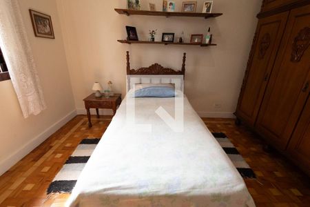 Quarto 2 de casa para alugar com 3 quartos, 274m² em Centro, Jacareí