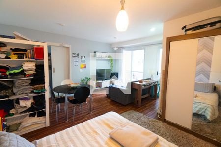 Sala/Quarto de kitnet/studio à venda com 1 quarto, 40m² em Vila Fachini, São Paulo