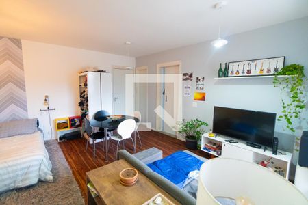 Sala/Quarto de kitnet/studio à venda com 1 quarto, 40m² em Vila Fachini, São Paulo