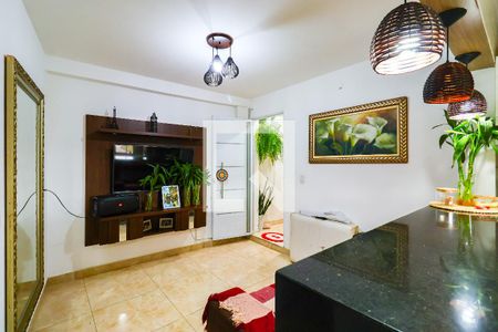 Casa à venda com 2 quartos, 50m² em Vila Franca, São Paulo
