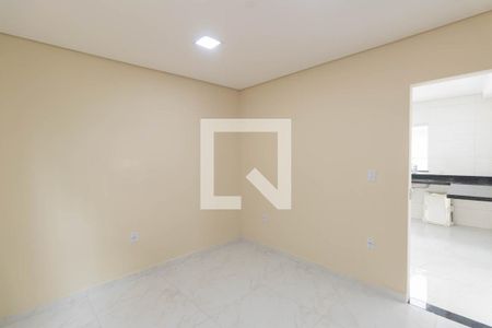 Quarto 1 de casa para alugar com 2 quartos, 65m² em Colubandê, São Gonçalo