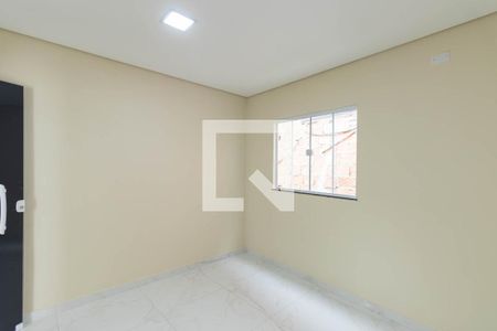 Quarto 1 de casa para alugar com 2 quartos, 65m² em Colubandê, São Gonçalo