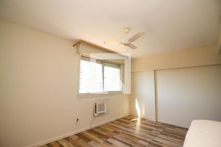 Quarto 1 de apartamento à venda com 2 quartos, 84m² em Farroupilha, Porto Alegre