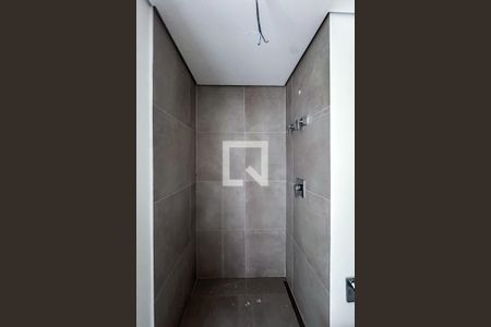Banheiro de apartamento para alugar com 1 quarto, 25m² em Vila Regente Feijó, São Paulo