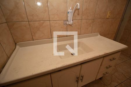 Cozinha de casa para alugar com 2 quartos, 60m² em Piqueri, São Paulo