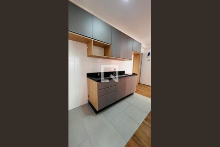 Cozinha de apartamento para alugar com 2 quartos, 39m² em Vila Aricanduva, São Paulo