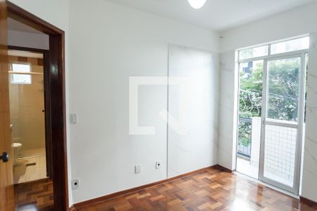 quarto 1  de apartamento para alugar com 3 quartos, 80m² em Buritis, Belo Horizonte