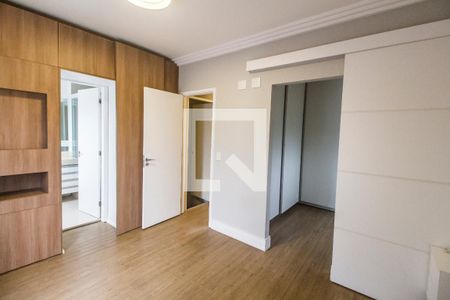 Suíte de casa de condomínio à venda com 4 quartos, 180m² em Residencial Tambore Iii, Santana de Parnaíba