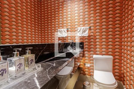 Lavabo de apartamento à venda com 1 quarto, 70m² em Itaim Bibi, São Paulo